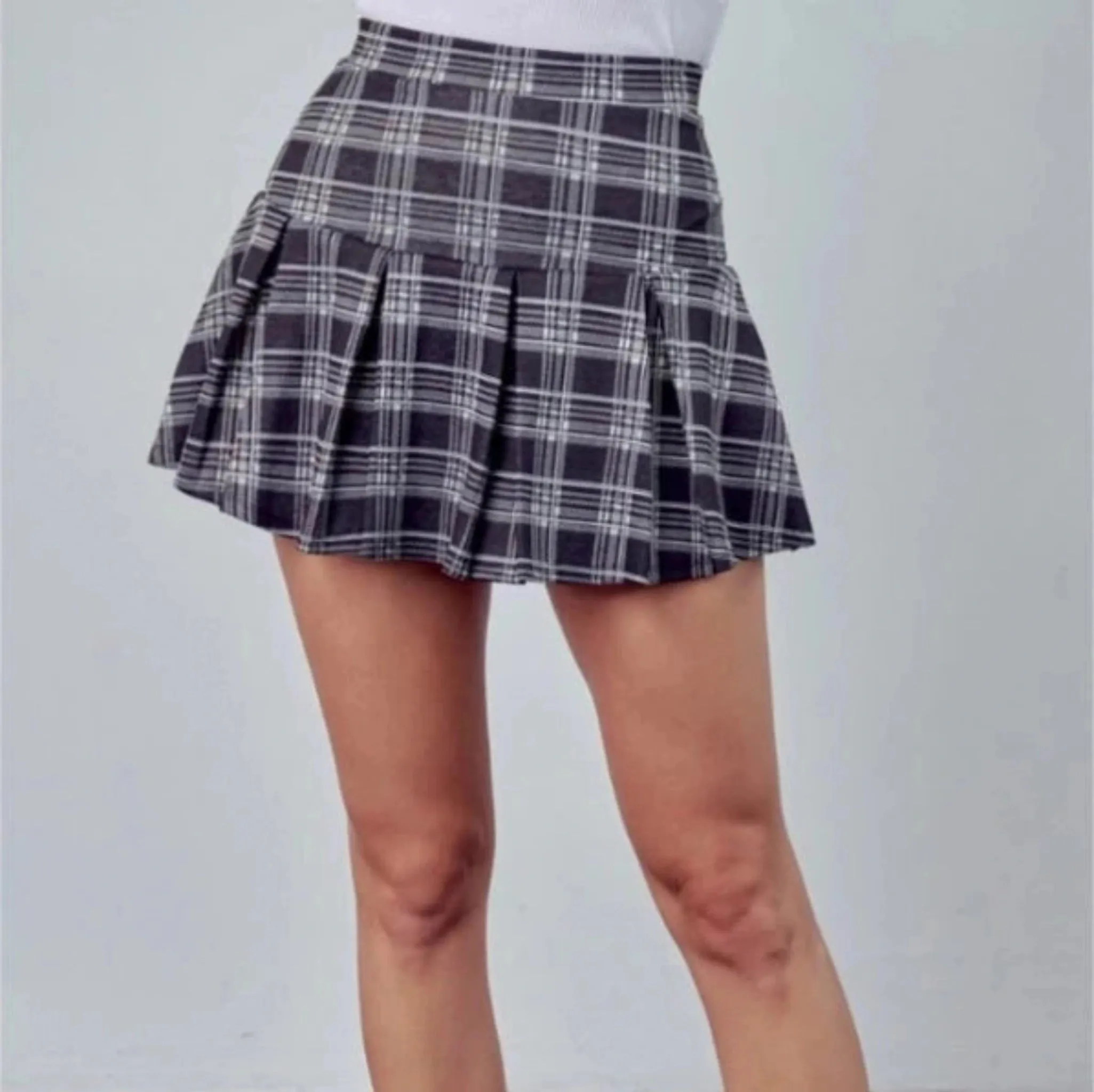 Black Plaid Print Pleated Skirt