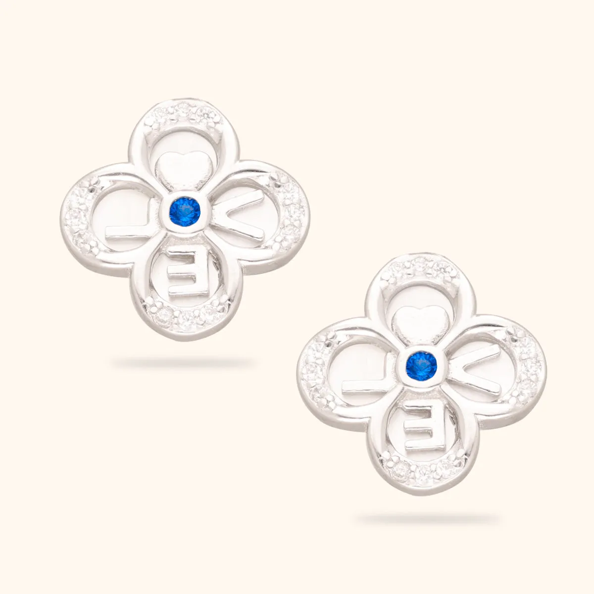 Discover the Beauty of Simple Pendants Set
