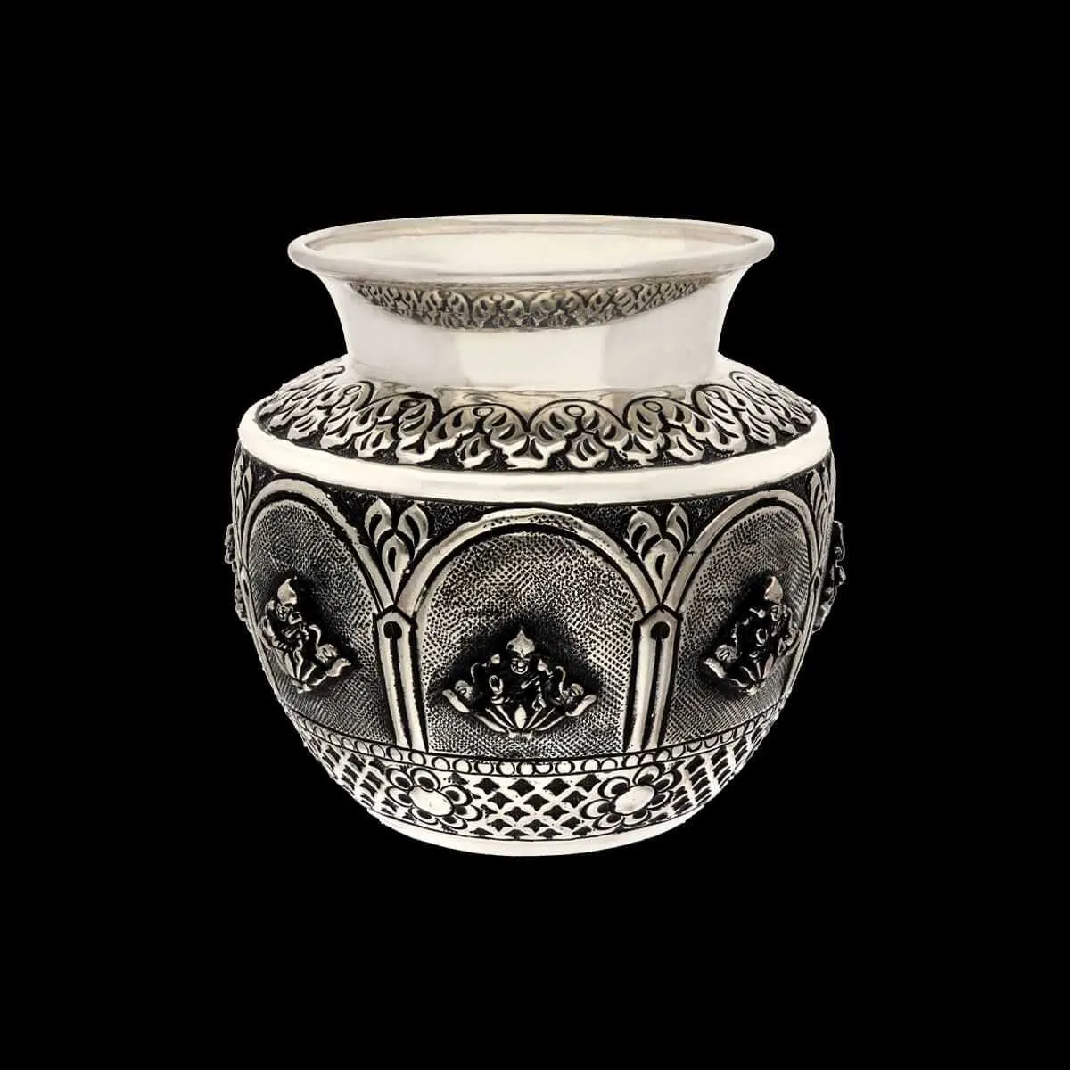 Elegant Antique Silver Kalash