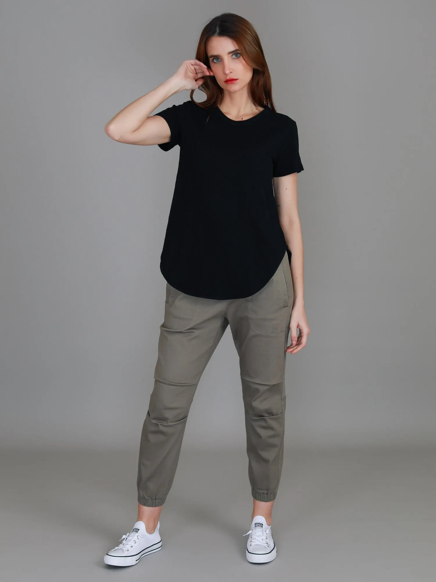 Elwood [-5cm] Curved Hem Tee