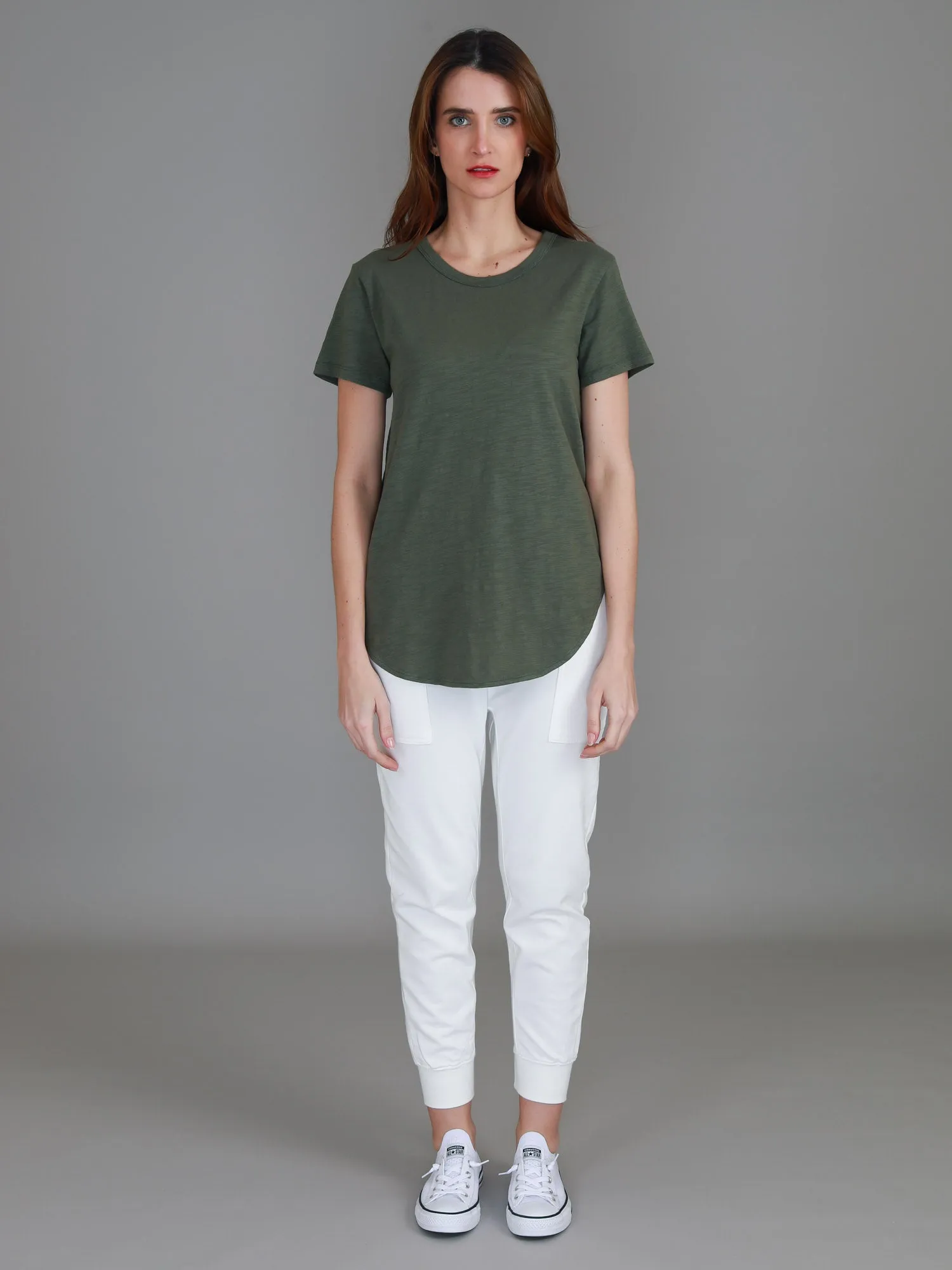 Elwood [-5cm] Curved Hem Tee
