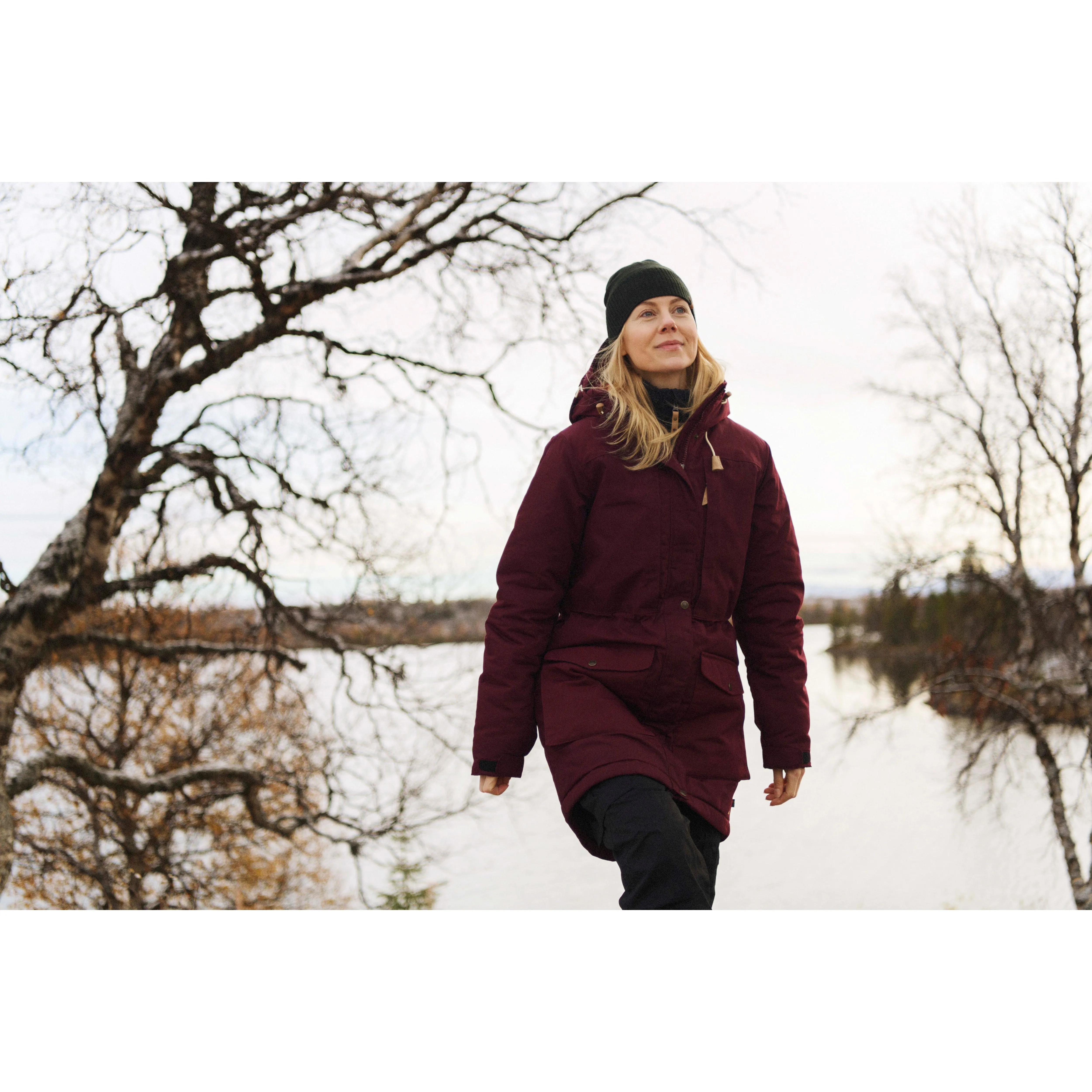 Fjällräven Women&#x27;s Singi Wool Padded Parka Deep Forest | Buy Fjällräven Women&#x27;s Singi Wool Padded Parka Deep Forest here | Outnorth