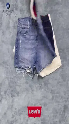 Ladies Levi's Shorts - 30 Pieces