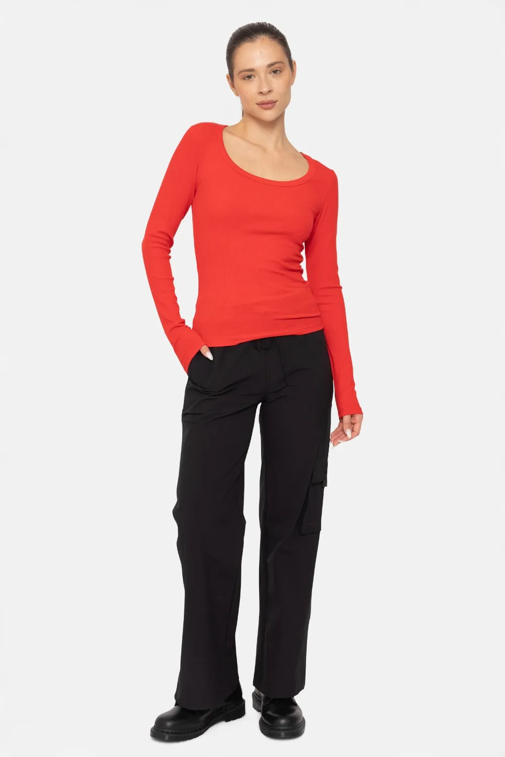 Mono B Ribbed Knit Scoop Neck Long Sleeve Top