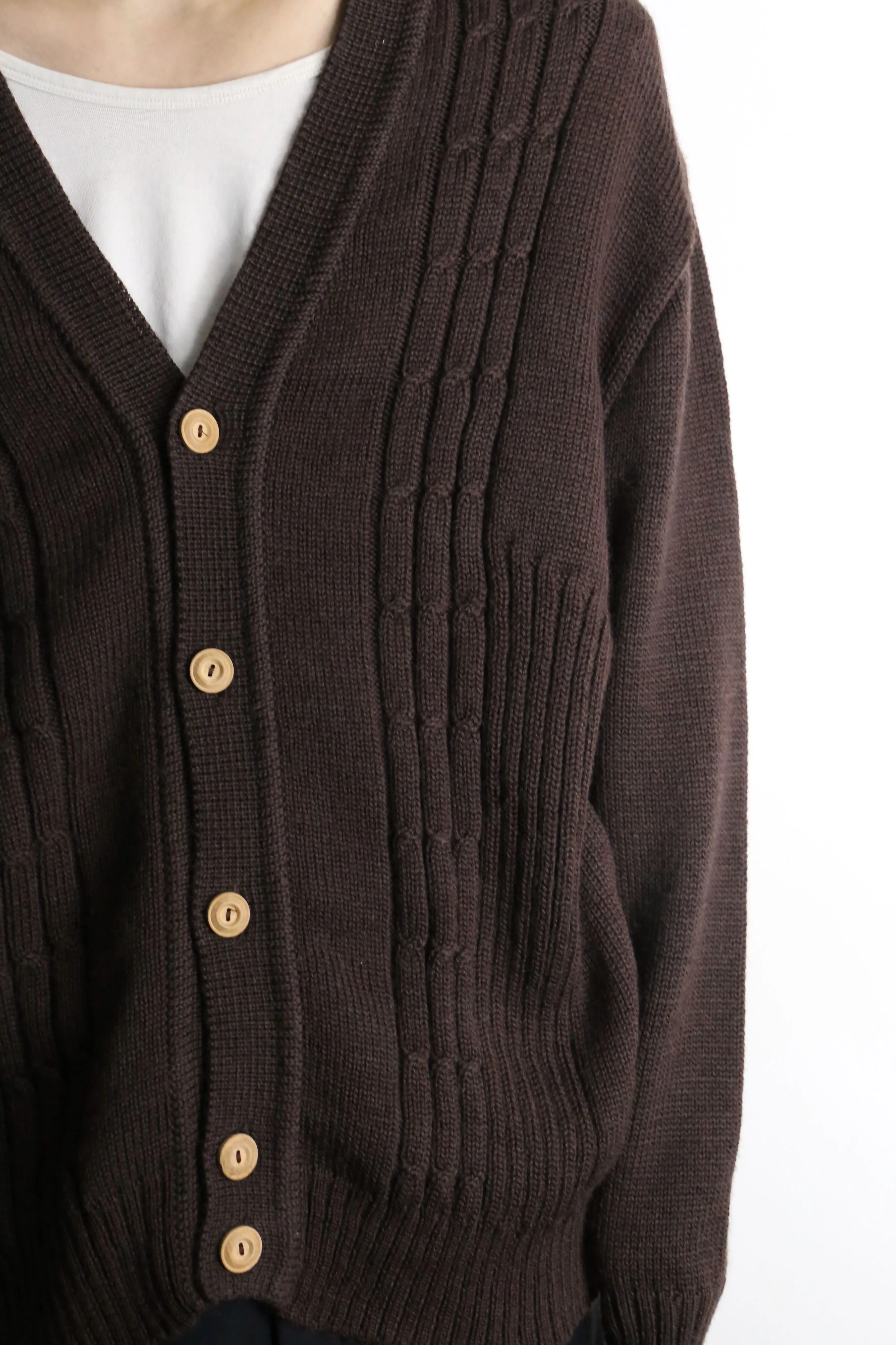 wood button brown knit cardigan