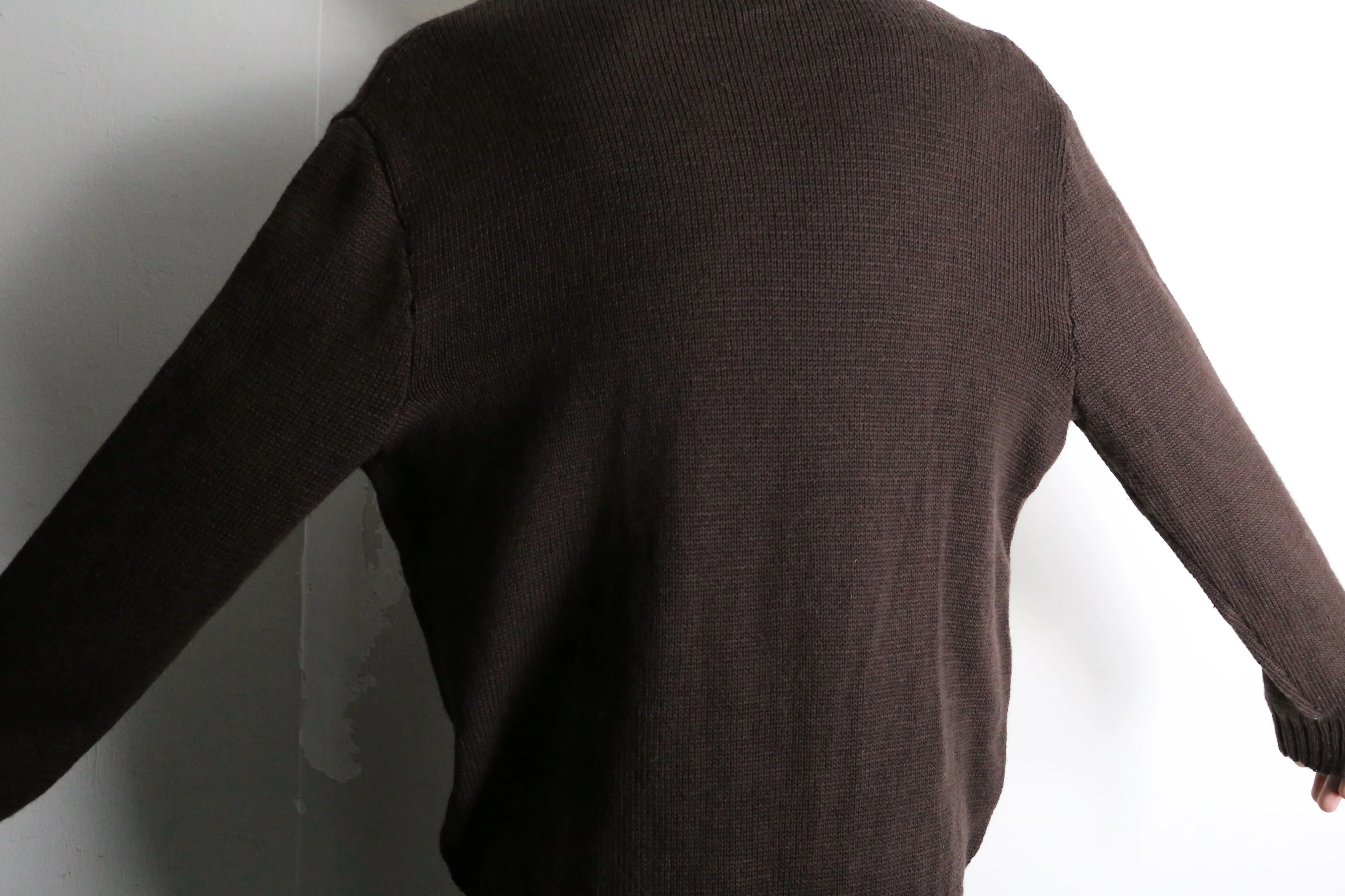 wood button brown knit cardigan